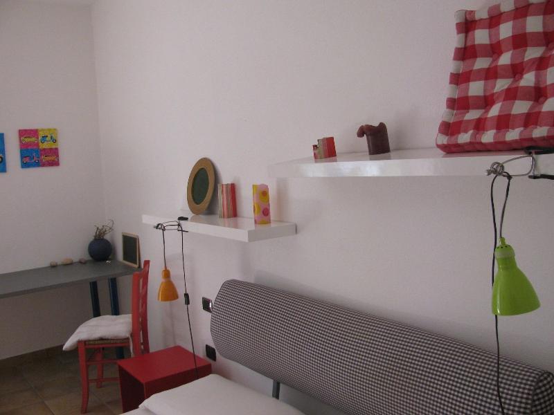 Casa Marina Guesthouse Каляри Екстериор снимка